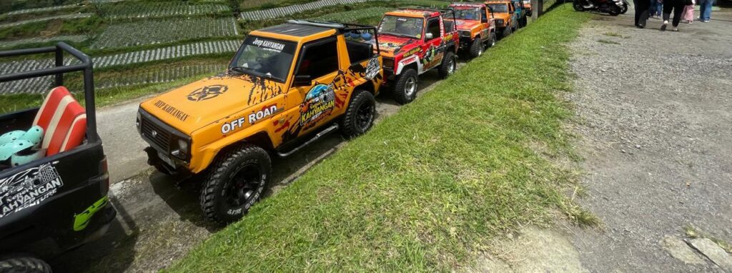 Sewa Jeep Telomoyo Gojip